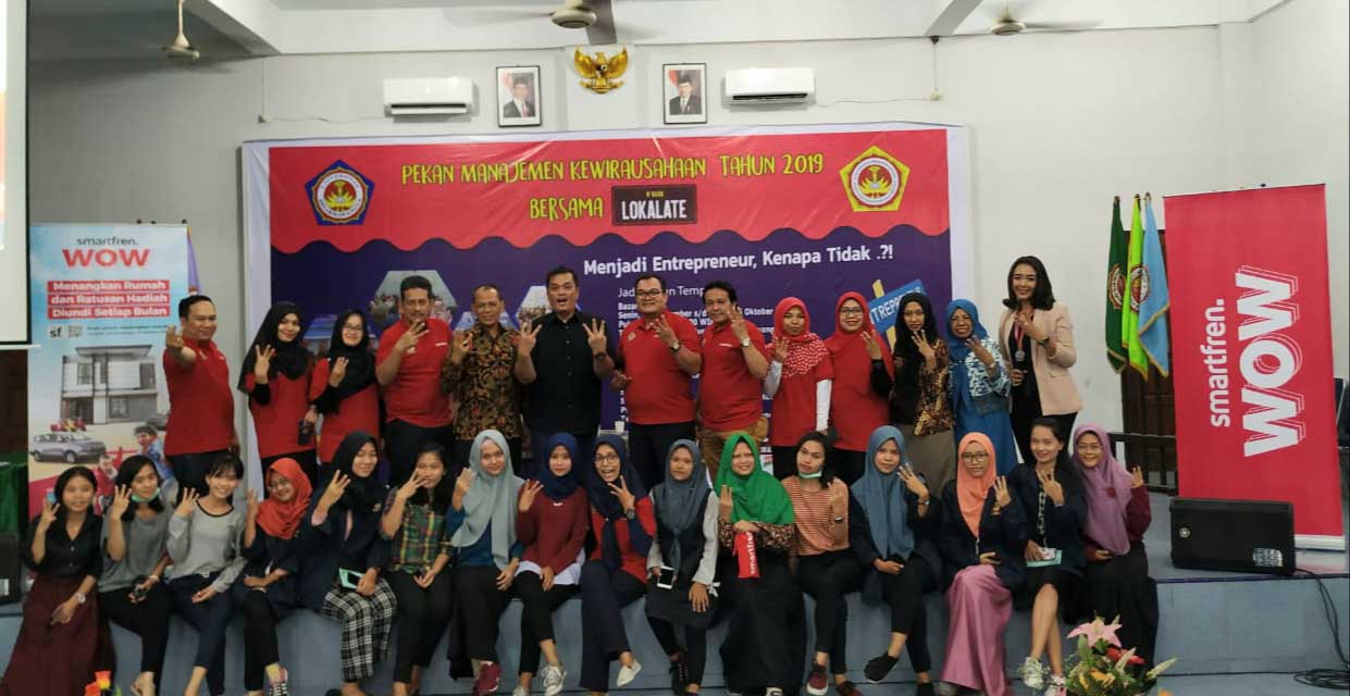 Smartfren Telecom Dukung Kewirausahaan di Univ Dharmawangsa Medan 4-5 Oktober