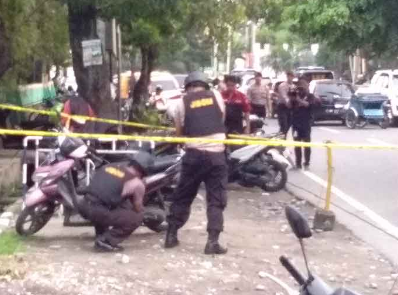 Terduga Milik Pelaku Bom, Ini Isi Bagasi Motor Dedek