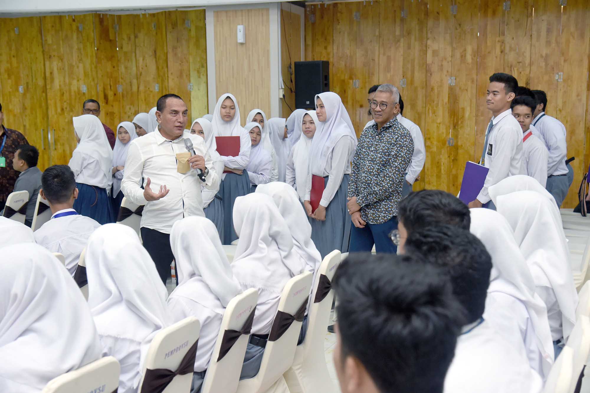 Apresiasi 86 Siswa Sumut Berprestasi,  Gubernur Ingatkan Tetap  Junjung Tinggi Nilai-nilai Agama