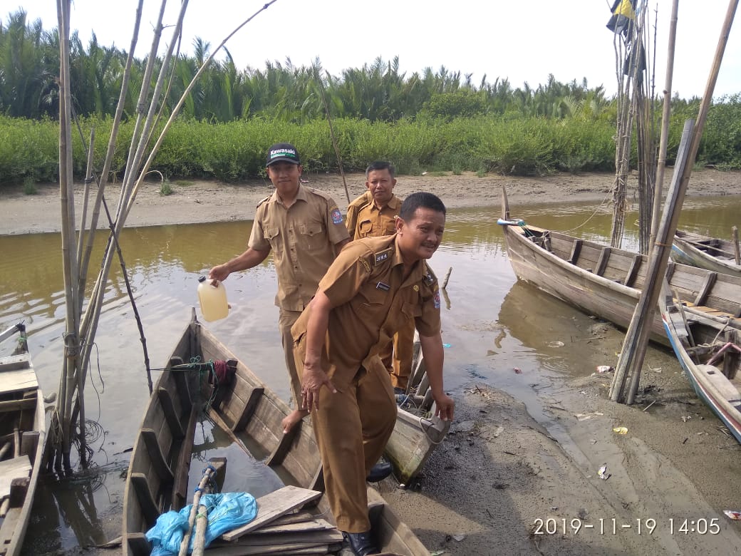 BLH Deli Serdang Uji Kualitas Air Muara Bagan Serdang