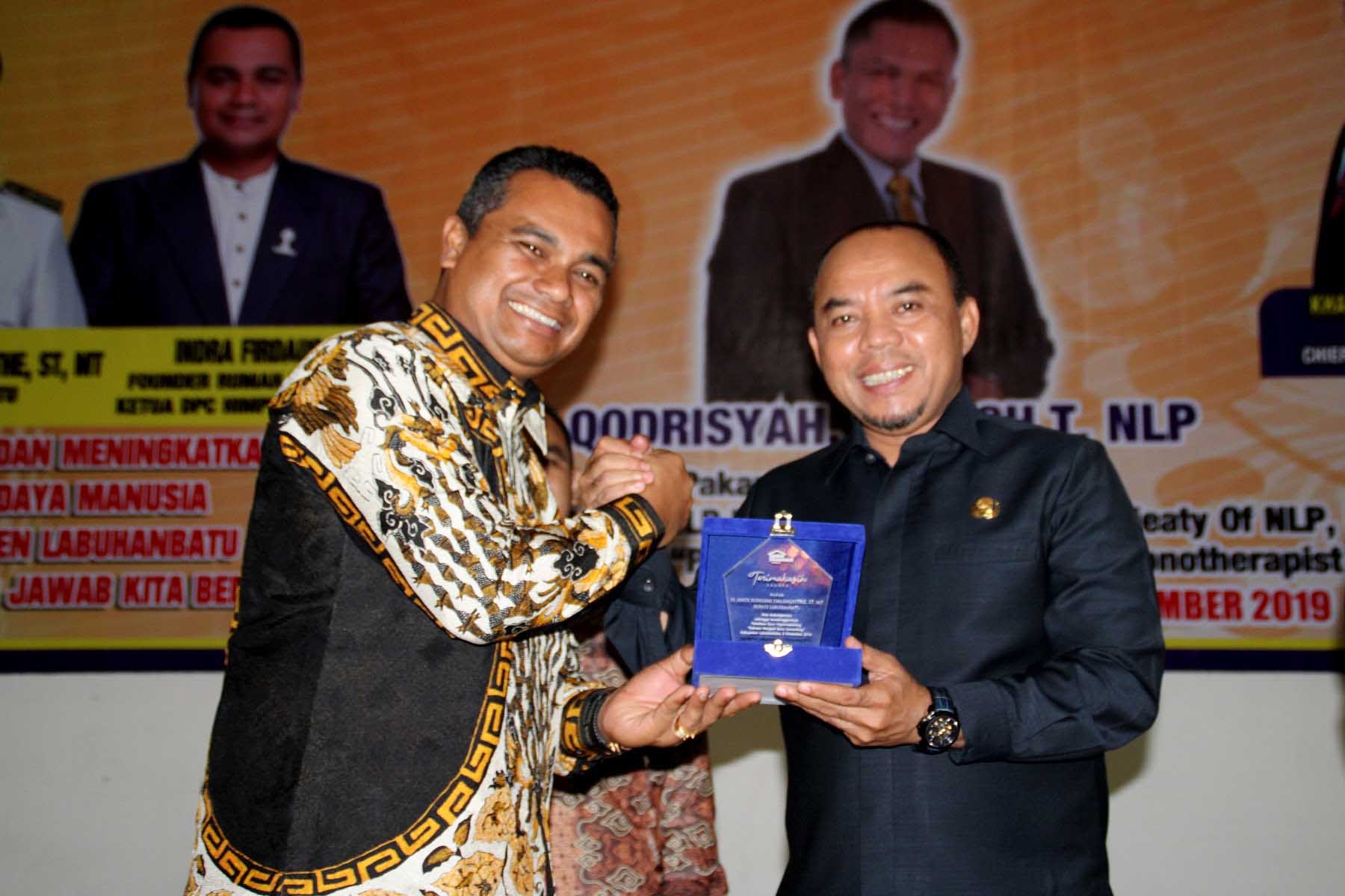 Bupati Labuhanbatu Buka Pelatihan Guru PAUD, TK, SD, SMP, SMA/SMK Se-Labuhanbatu