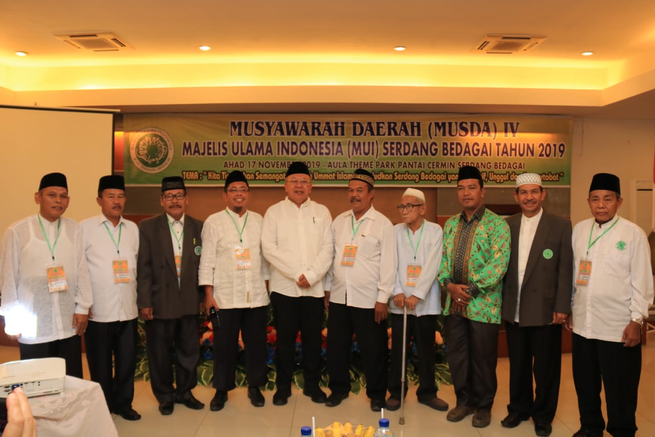 H Hasful Huznain Pimpin MUI Sergai 2019-2024