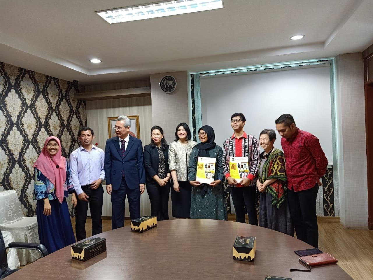 Dua Alumni FKIP Unpri Terima Beasiswa S2 dari University Korsel