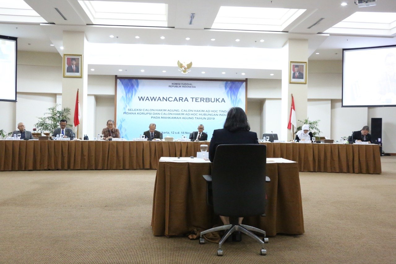 KY Apresiasi Aziz Syamsudin Tinjau Seleksi CHA