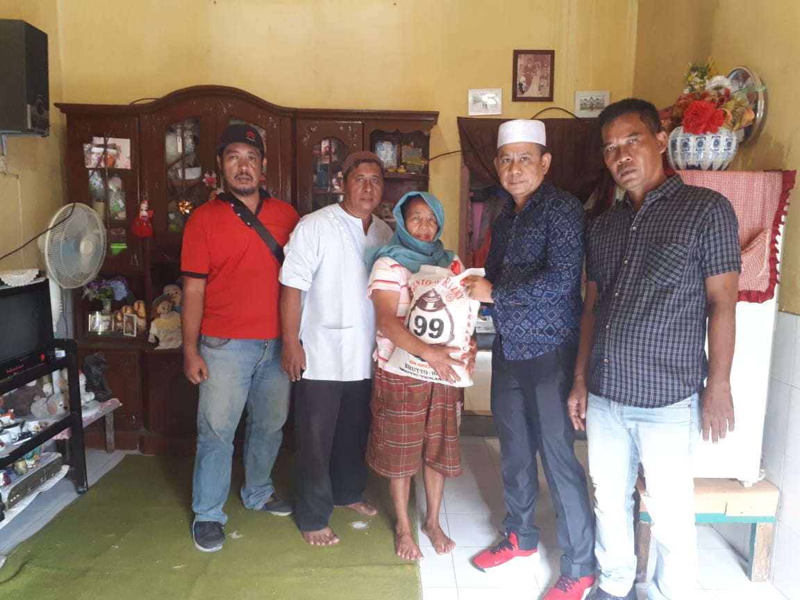 Jumat Barokah, Ketua Pewarta Polrestabes Santuni Keluarga Almarhum Haris Tanjung