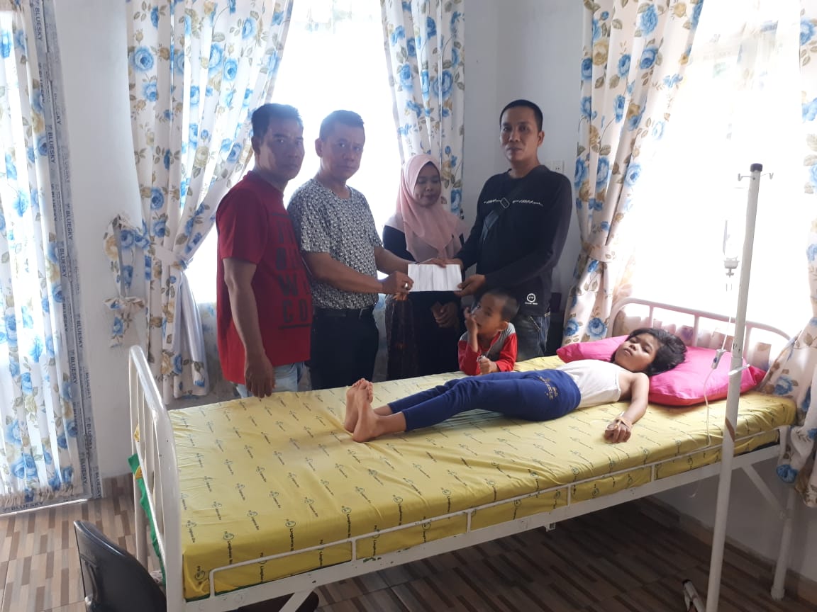 Ketua Pewarta Polrestabes Medan Santuni Anak Korlip Pewarta.co Sakit DBD