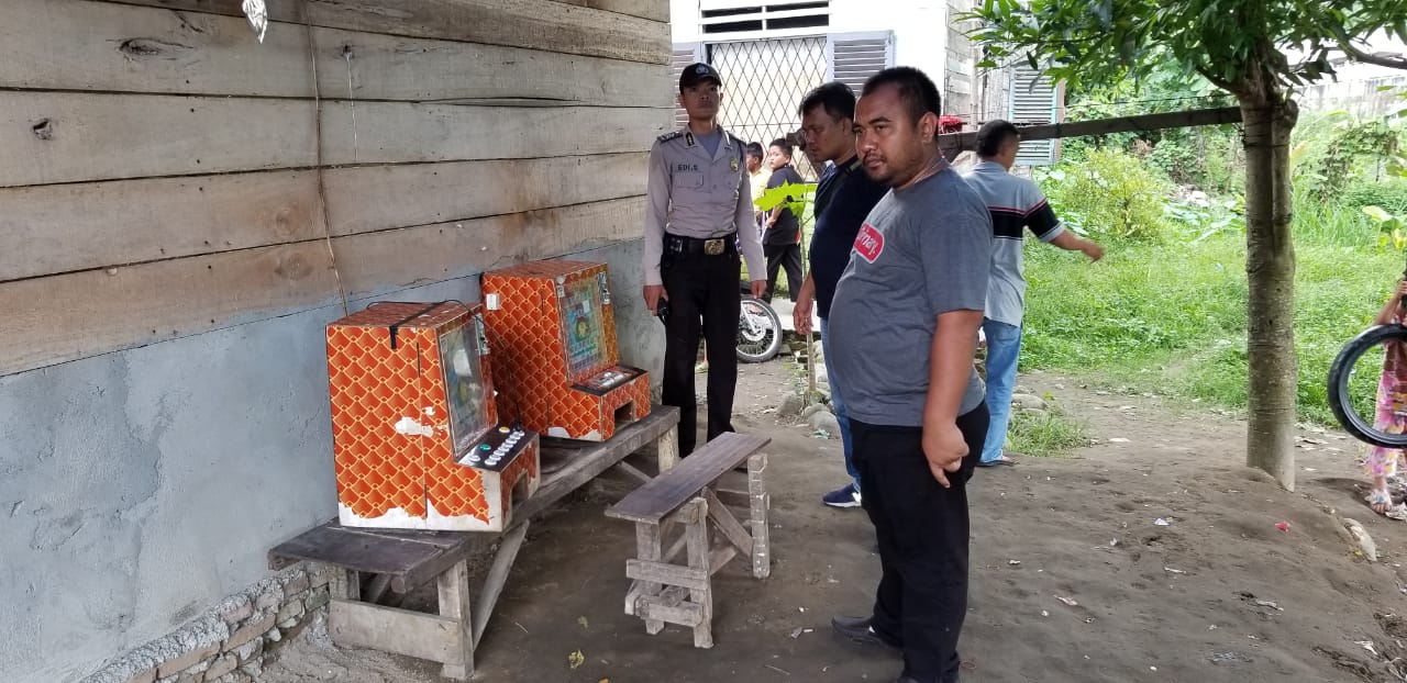 Polsek Medan Kota Amankan 2 Mesin Judi Jackpot Tak Bertuan
