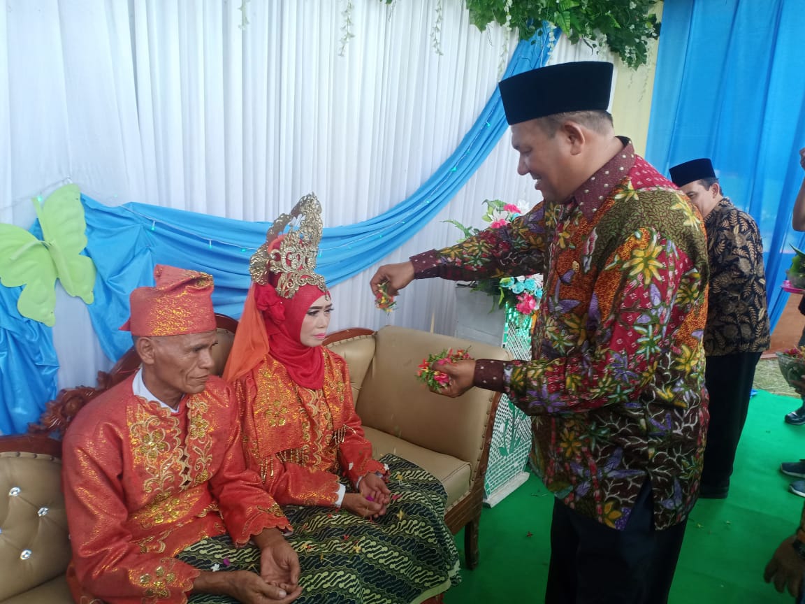 PA Stabat dan Kemenag Langkat Menikahkan 58 Pasangan di Pangkalan Brandan