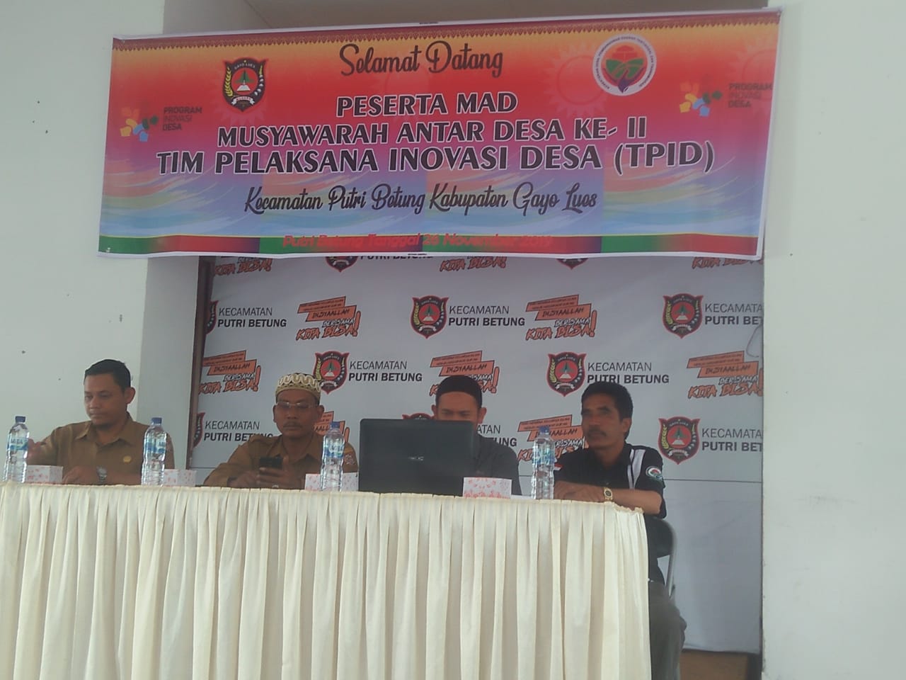 Kecamatan Putri Betung Gelar MAD Tentang Inovasi Desa