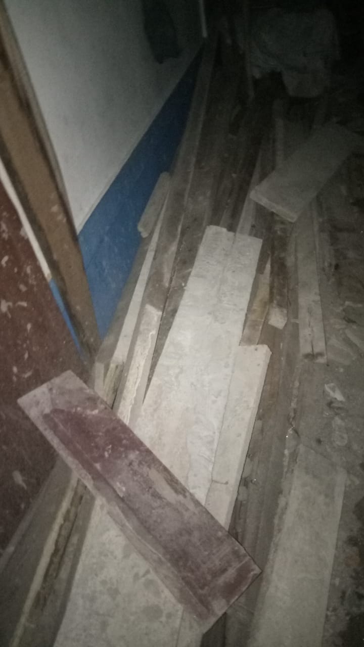 PEMBANGUNAN KANTOR KADES MEDAN ESTATE DIDUGA GUNAKAN KAYU BEKAS