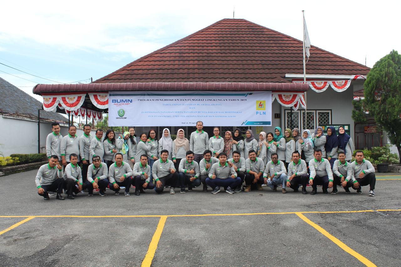 PLN UPMK Medan Lakukan Penghijauan Tanam 450 Pohon Berbuah