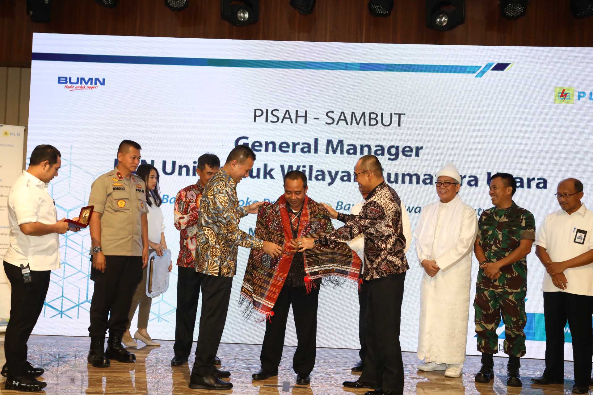 Hadiri Pisah Sambut GM PLN Wilayah Sumut,  Wagub : Pimpinan Baru, Semangat Baru