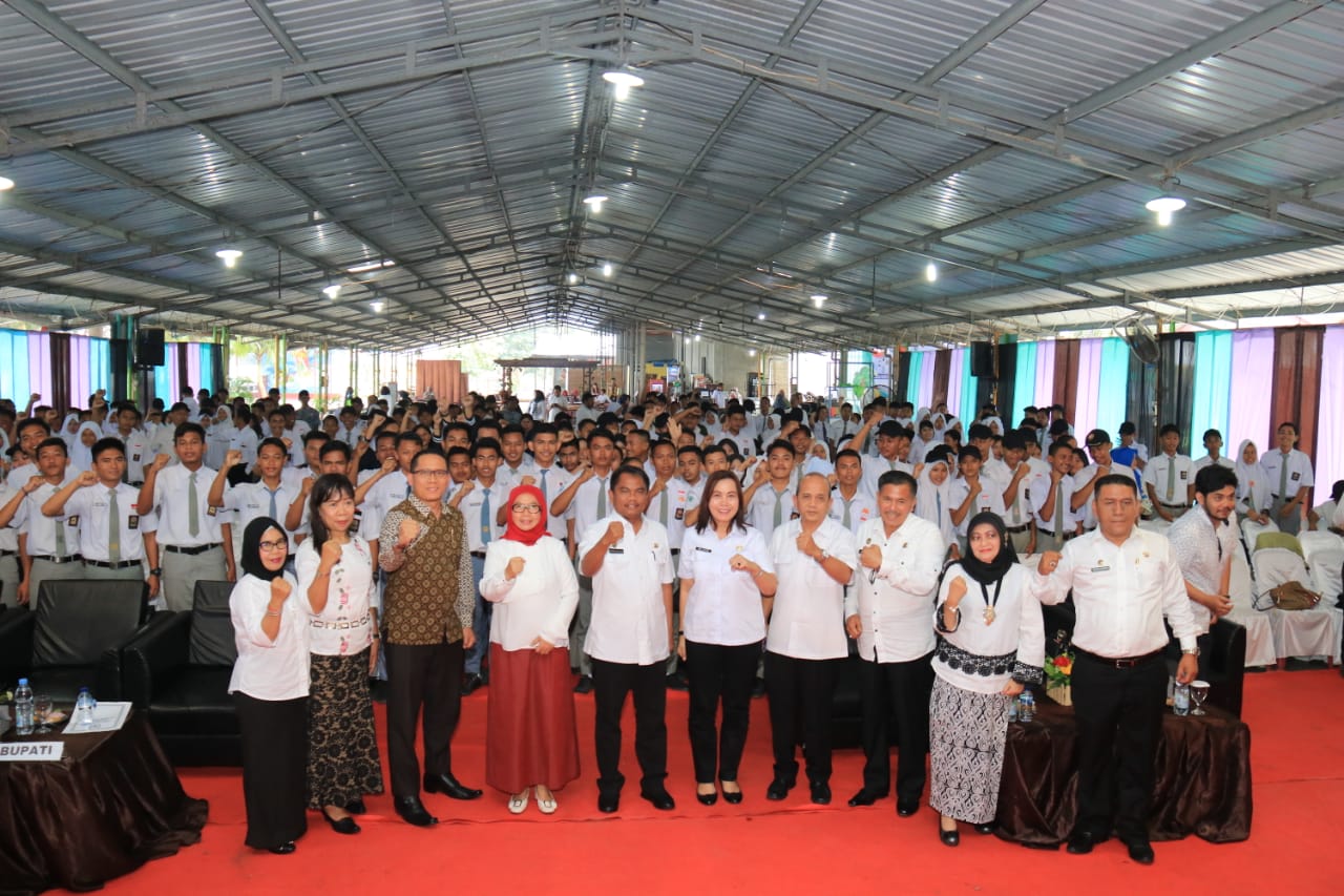 Sosialisasi Revolusi Mental Bagi Siswa/Siswi SMA dan SMK Negeri