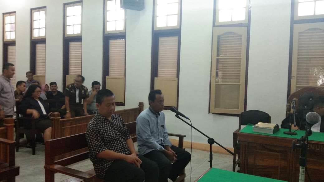 Selewengkan Dana Desa, Kades Tanah Bersih Didakwa Korupsi