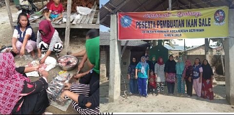 Ibu -ibu PKK dan warga Sidourip latihan buat ikan Sale