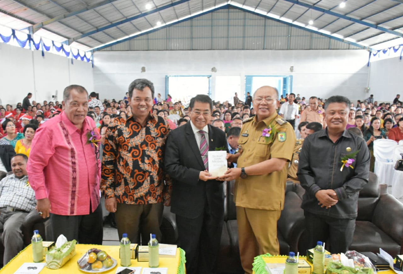 Bupati Soekirman Hadiri Natal Disdik Sergai