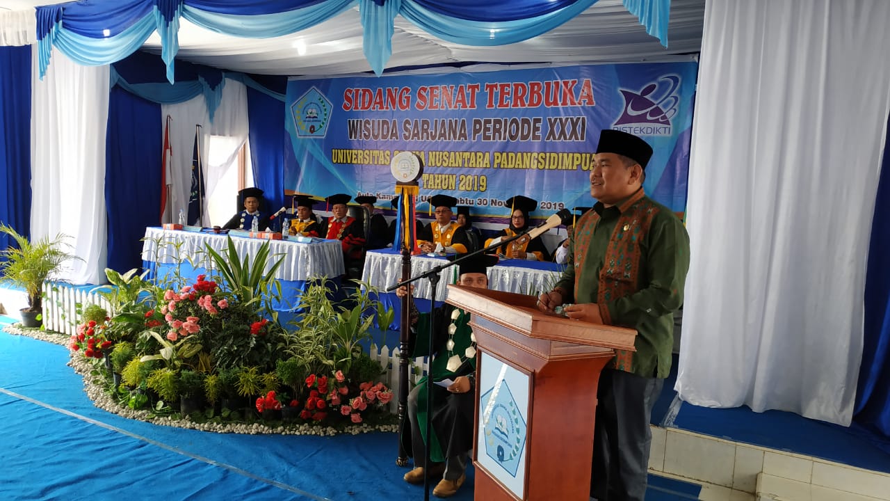 Wabup Tapsel Hadiri Wisuda Sarjana UGNP Ke-XXXI