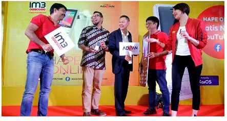 4G Smart Feature Phone Pertama dengan Sistem Operasi KaiOS dari Indosat Ooredoo