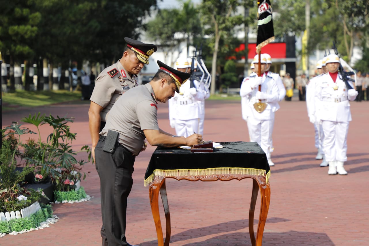Farewell Parade Kapolda Sumut, Komjen Pol Agus Andrianto Pamit