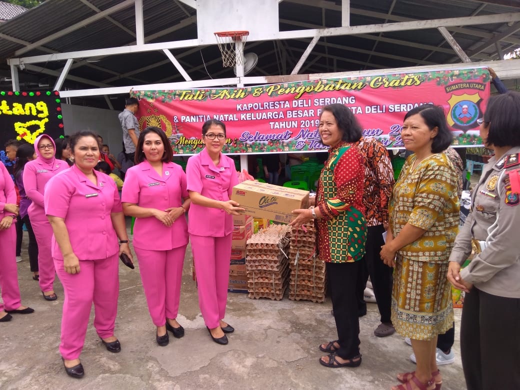 Boby Yemi Mandagi Kunjungi Panti Asuhan YACAN