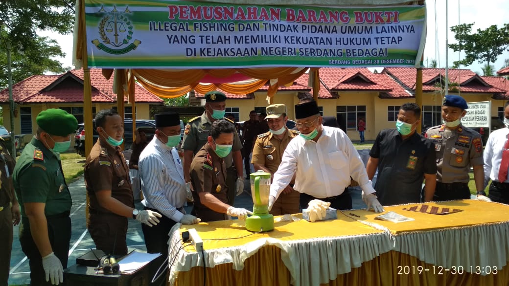 Jelang Akhir Tahun, Kejari Sergai Musnahkan Barang Bukti Narkotika dan Tindak Pidana Umum Lainnya