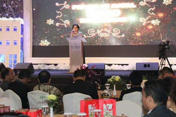 Keluarga Besar DPRD Medan 2019 Rayakan Natal, Akhyar Berharap Anggota DPRD Medan Jadi Garam dan Terang Dunia