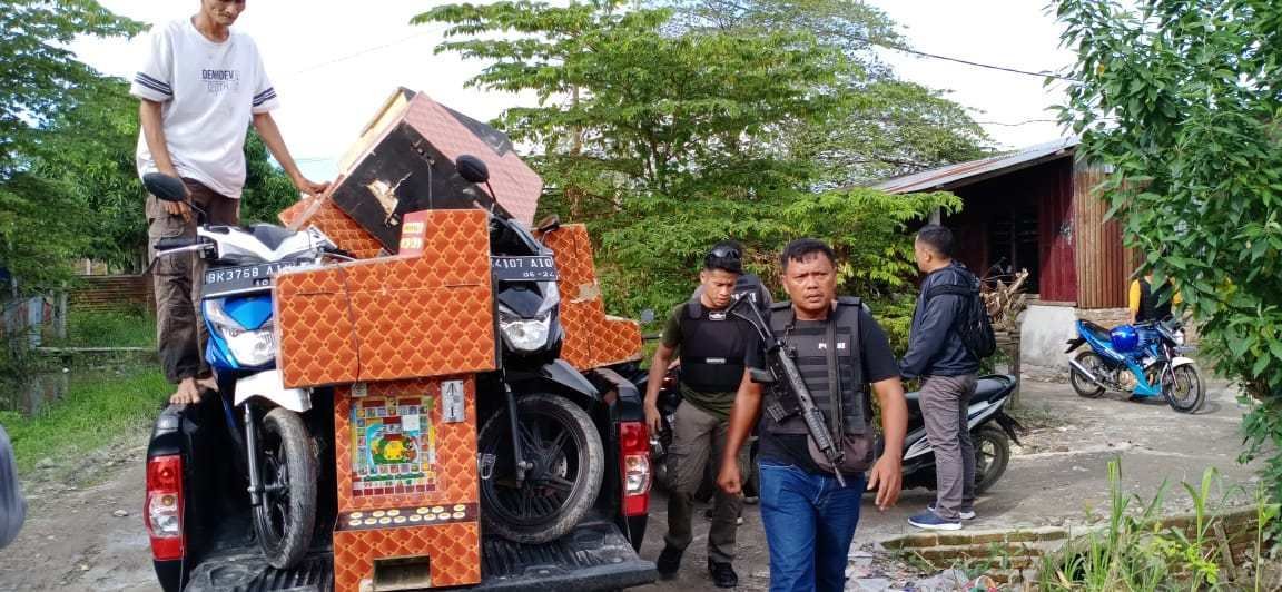 GKN di Jermal 15, Polsek Percut Sei Tuan Amankan 20 Unit Mesin Judi Jackpot dan 5 Unit R2