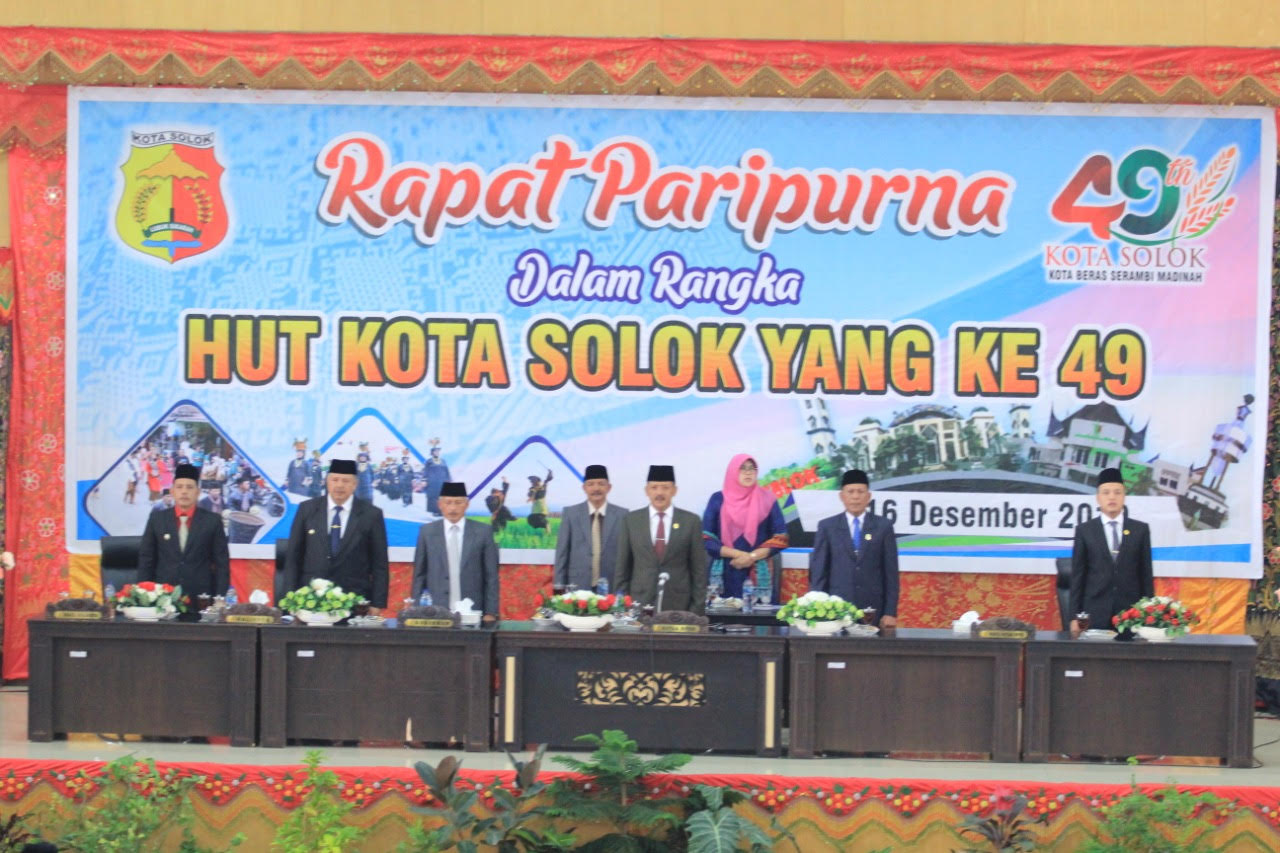 HUT KOTA SOLOK KE 49 TAHUN DPRD KOTA SOLOK GELAR PARIPURNA ISTIMEWA
