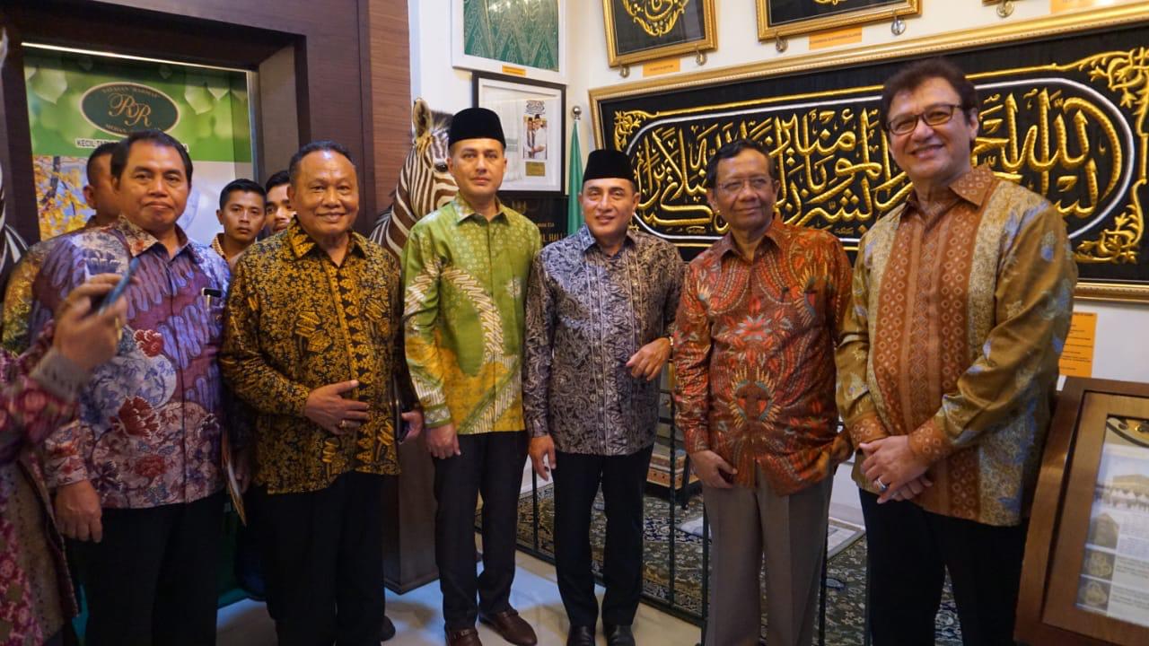 Menkopolhukam Mahfud MD Apresiasi Rahmat Gallery