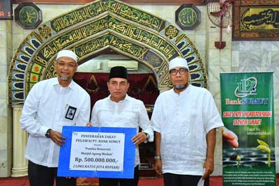 Bank Sumut Salurkan Zakat  Rp500 Juta untuk Pembangunan Masjid Agung