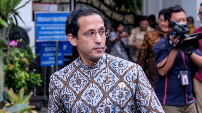 Soal UN, JK - Nadiem Pro Kontra