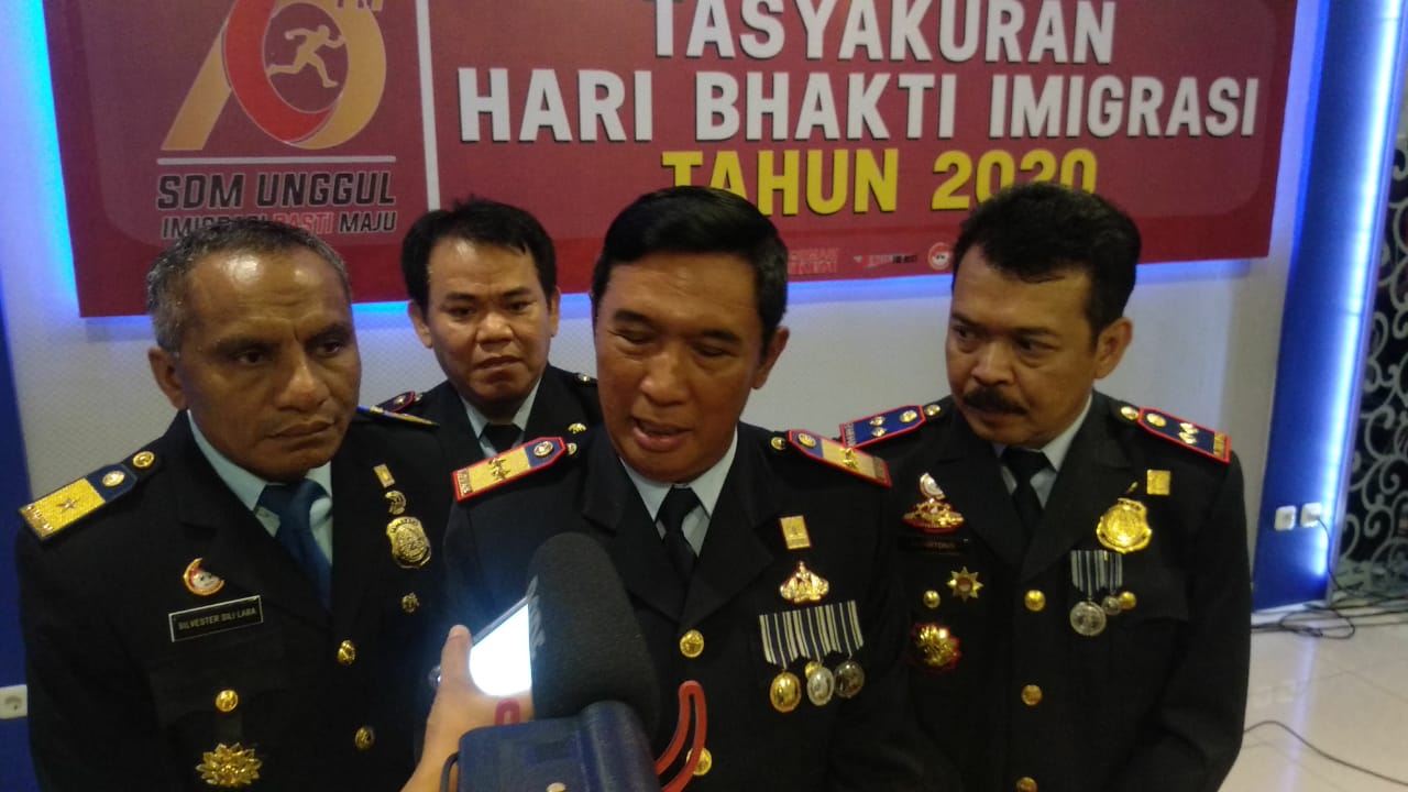 Antisipasi Corona, Imigrasi dan KKP Bandara Cek Kesehatan Penumpang Luar Negri