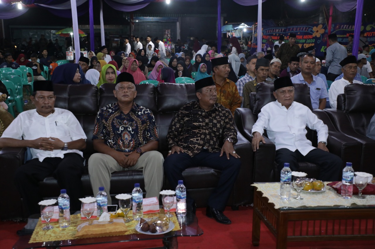Bupati Bersama Ketua TP PKK Asahan Hadiri Pembukaan MTQ Ke-51 dan Festival Nasyid Tingkat Kecamatan