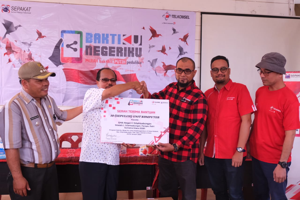 Baktiku Negeriku Bangun T-Perpus diÂ Desa Silalahi  Â 