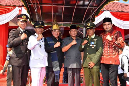 Batang Angkola Kecamatan Terbaik,  Gubernur: Camat Harus Reaktif dan Responsif