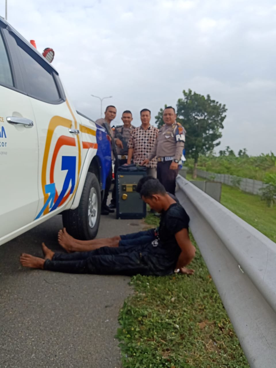 Mencuri Brankas dan Laptop Milik SMA Negeri I Sampali, Â Dua Warga Bandar Selamat Ditangkap PJR Poldasu