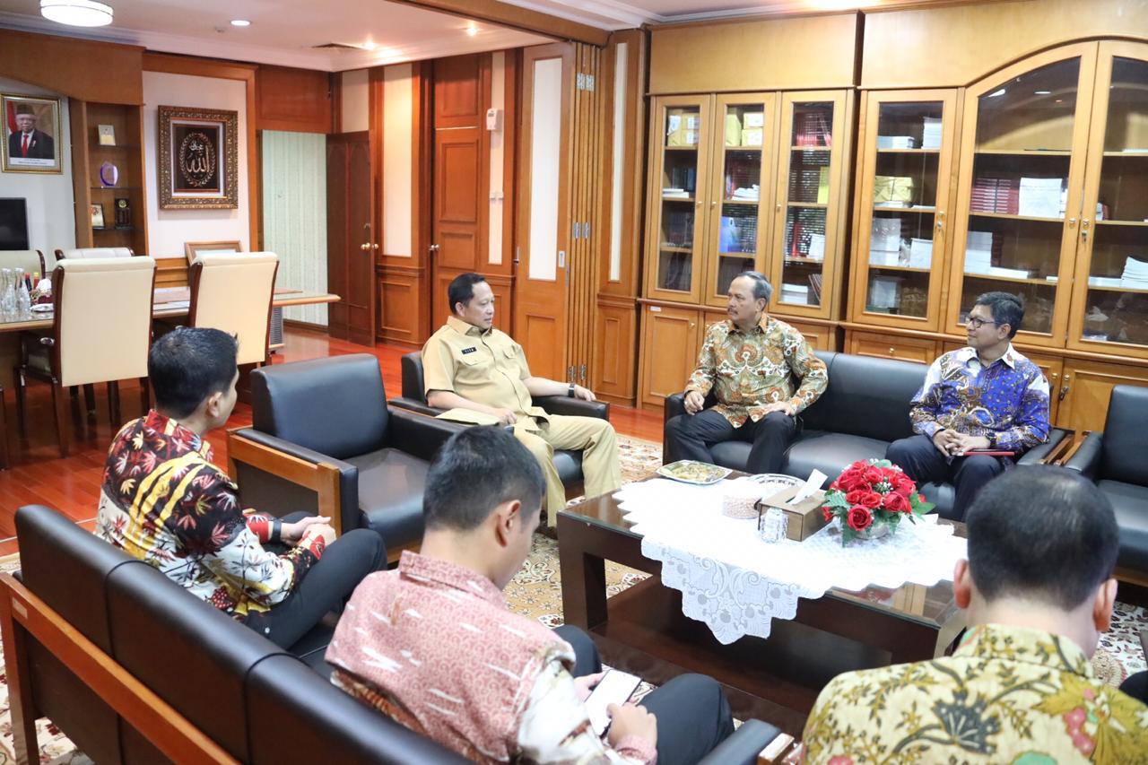 Mendagri Terima Kunjungan Dubes RI untuk Singapura