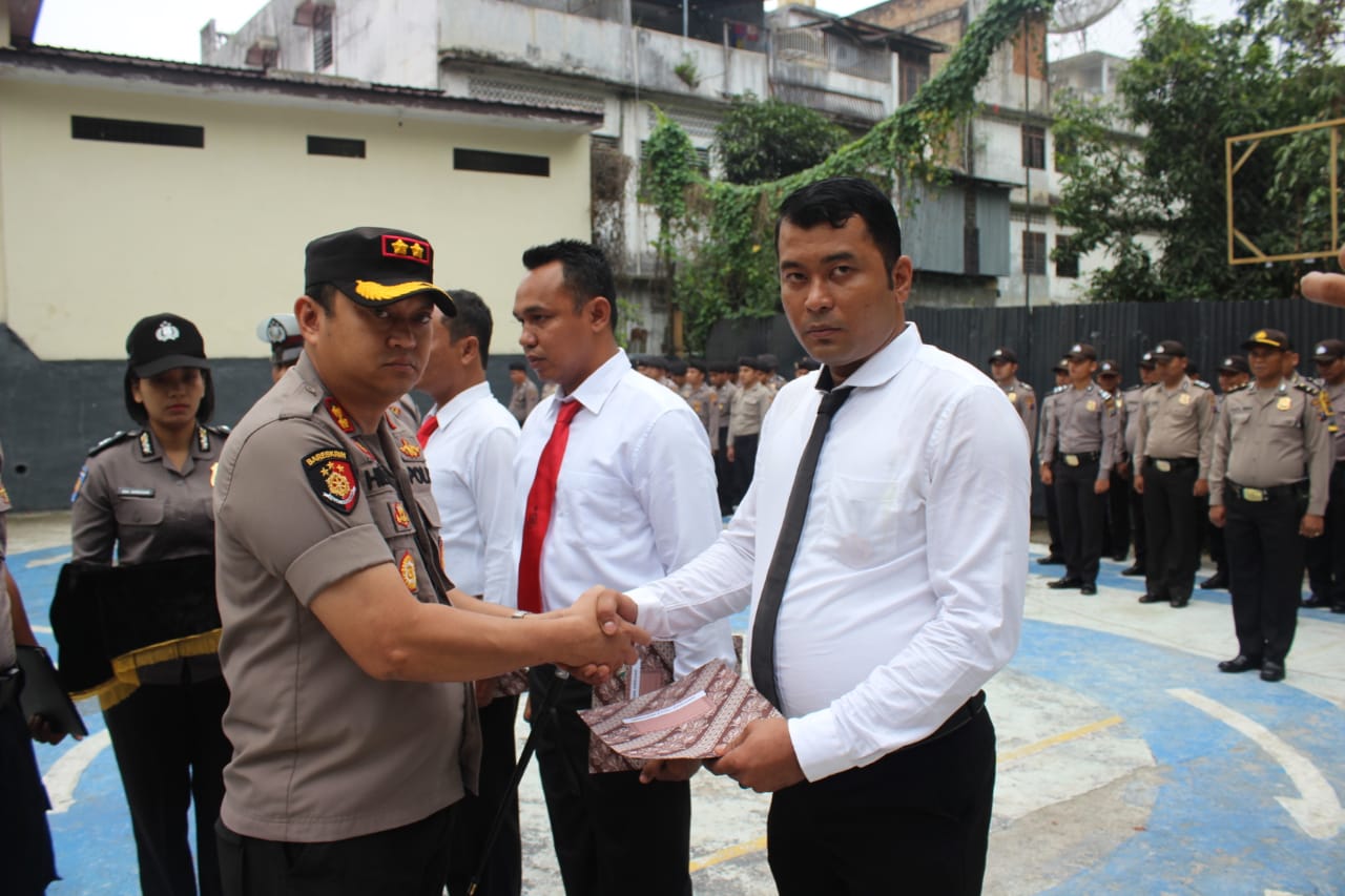 Ungkap Ganja 250 Kg, AKBP Hilman Wijaya Â Berikan Reward, Ini Nama-namanya
