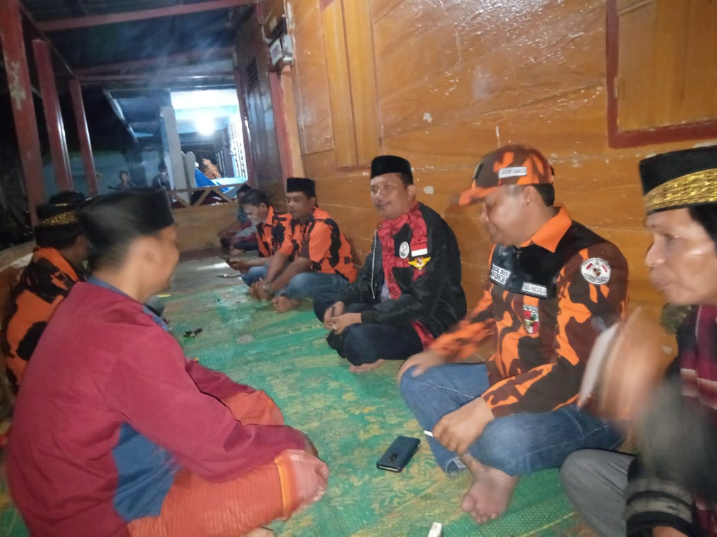 Pengurus Pemuda Pancasila Gayo Lues Berikan Santunan ke keluargaÂ  Ketua PP Putri Betung