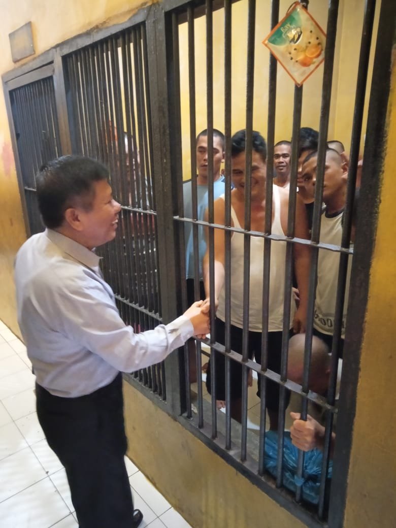 Kasattahti Kunjungi Tahanan Polresta DS, Ini Katanya