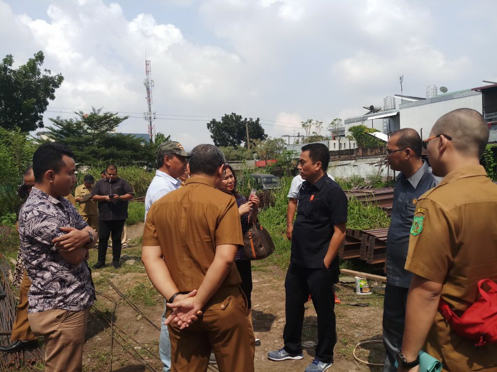 DPRD Medan Tinjau Usaha Bengkel Tak Miliki Izin, Komisi IV Minta Kasatpol PP Hentikan Operasional Kontraktor