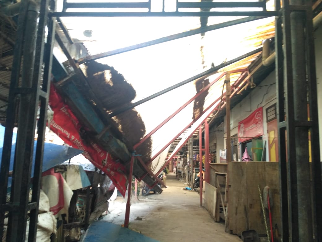 Warga Berastagi Berharap Dinas Terkait Segera Mengatasi Kanopi Ambruk Sebelum Makan Korban