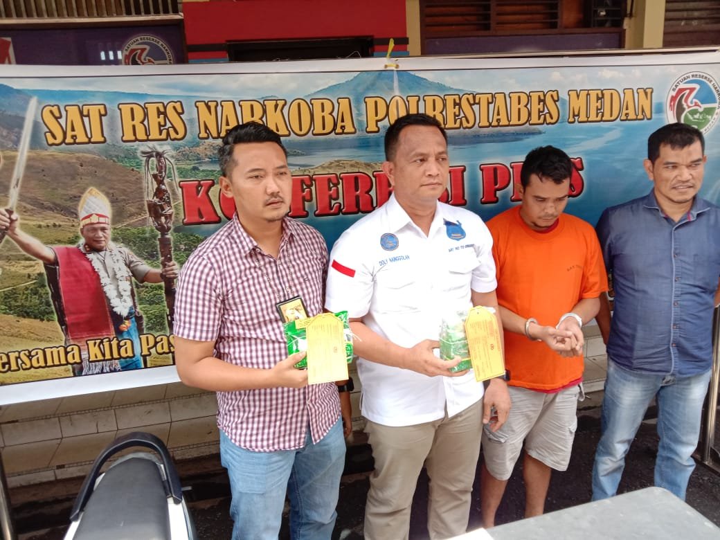 Polrestabes Medan Ungkap Penyelundupan Narkotika Jaringan Internasional, Seorang Kurir dan Shabu 2 Kg Diamankan