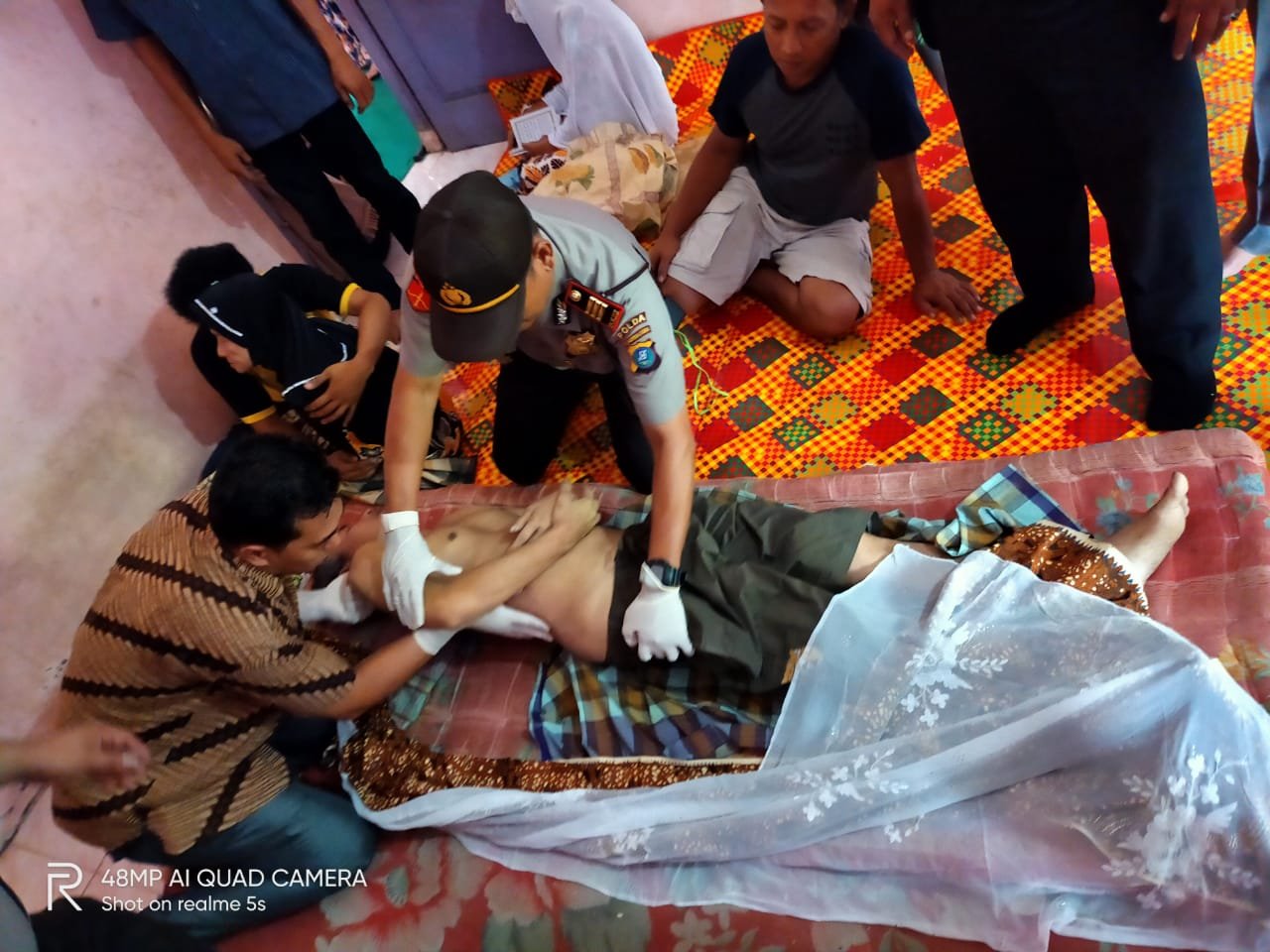 Ingin Memberikan obat, Maymunah Terkejut Ini yang ditemukannya