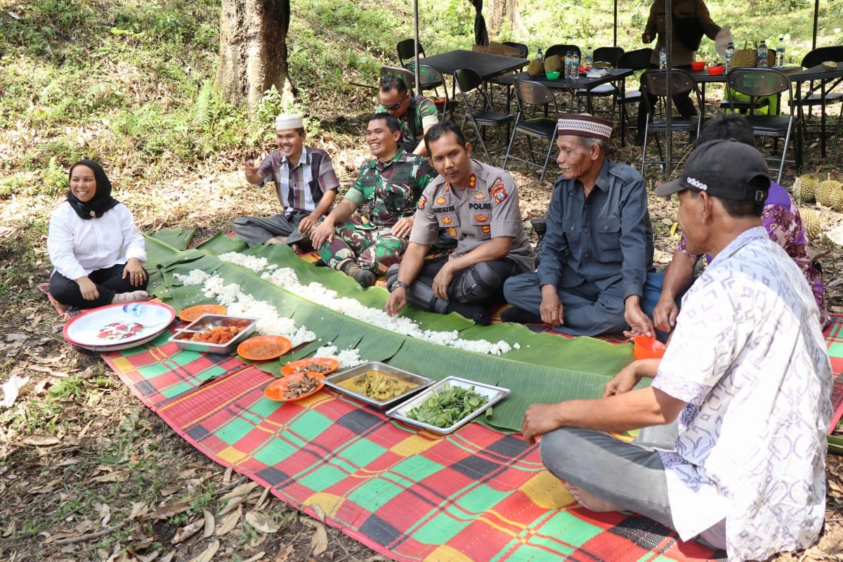 Sinergitas Polres Pakpak Bharat Dan Kodim 0206 Dairi Laksanakan Patroli Bersama