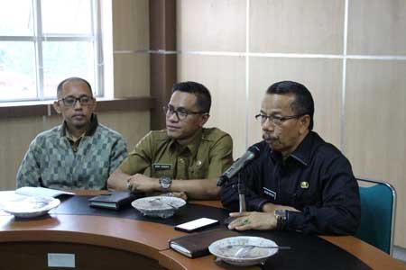 Sekda Pimpin Rapat Persiapan Pelaksanaan Pelantikan Walinagari