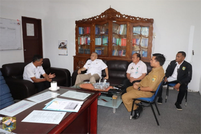 Pj. Bupati Pakpak Bharat Komunikasi Langsung Persiapan UNBK Ke Disdik