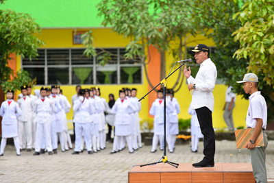 Gubernur Edy Ingatkan Pentingnya Menempuh Pendidikan dan Menuntut Ilmu
