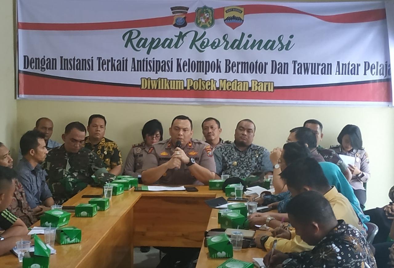 Rakor Kerja Bersama Kepsek SMA dan SMP serta 3 Pilar, Ini yang Disampaikan Kapolsek Medan Baru
