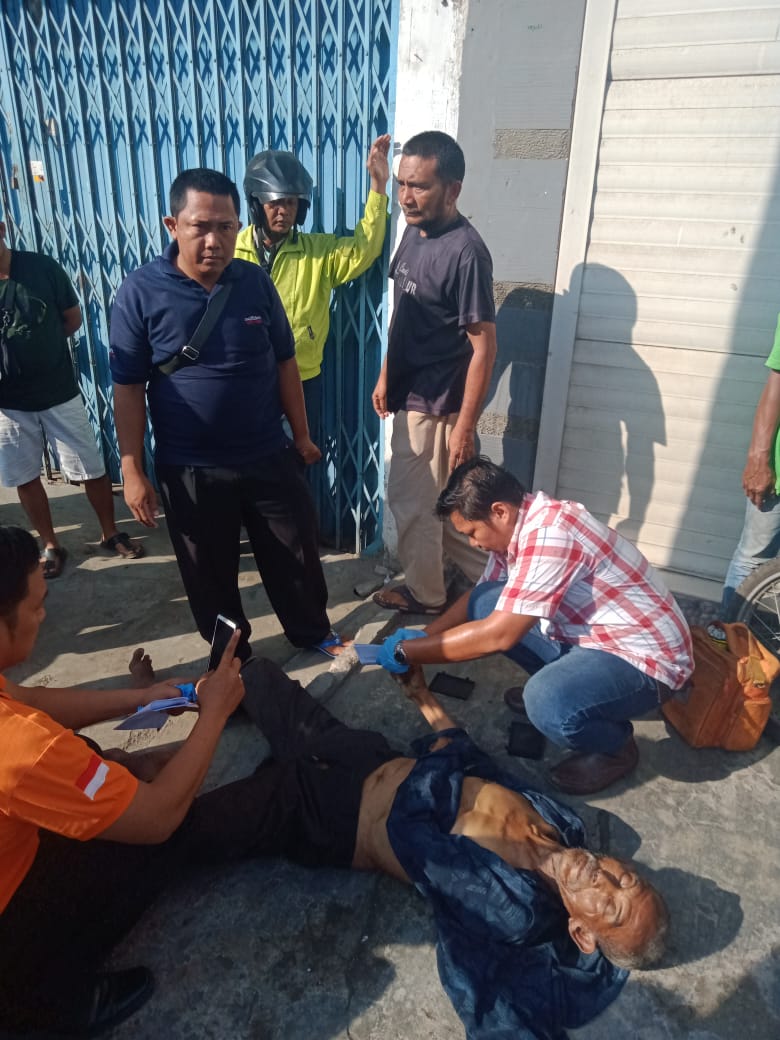 Warga Temukan Mayat Diatas Betor Dijalan Sutomo Simp Jalan Rahmadsyah